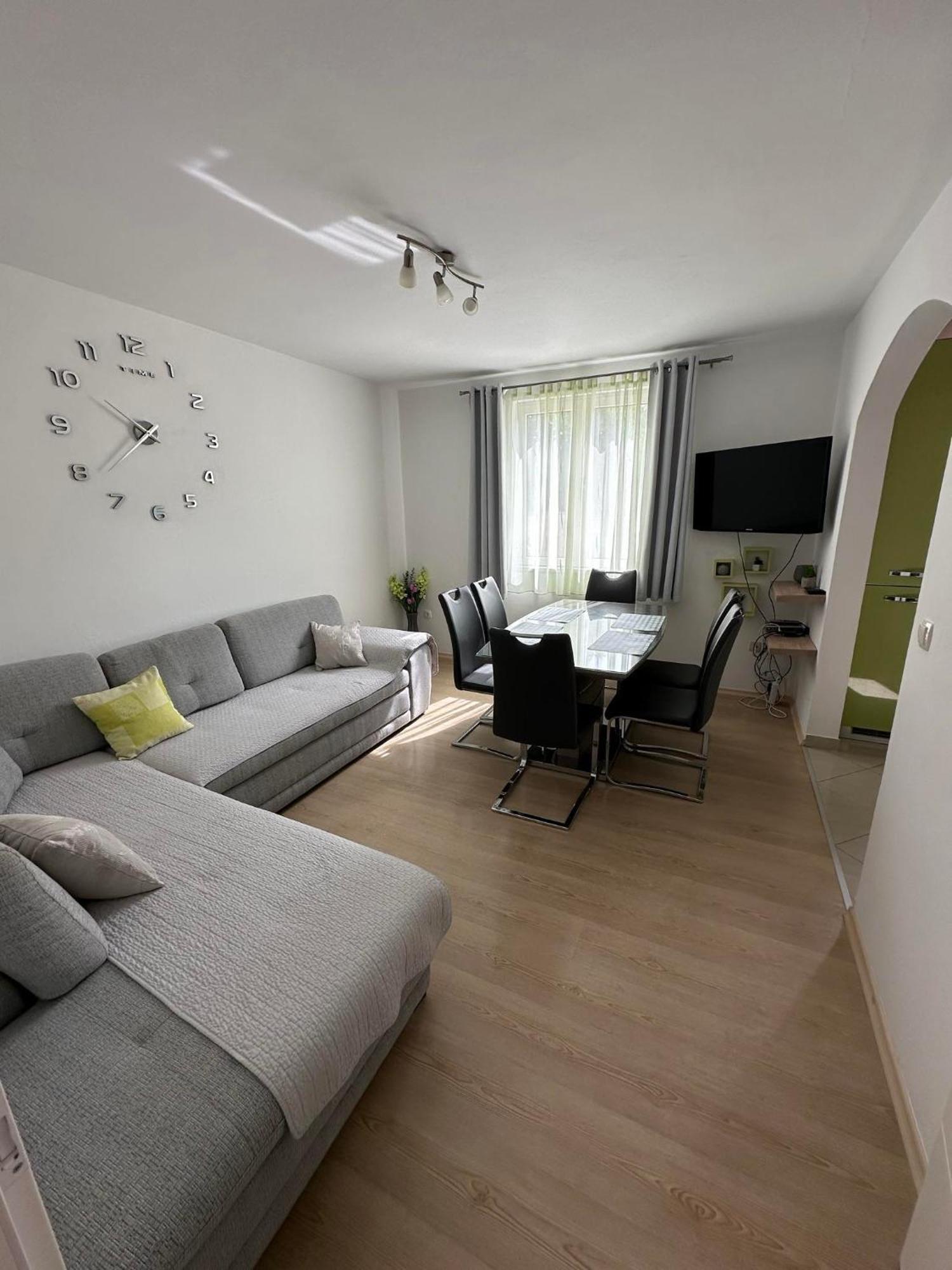 Apartmani Ljubica, Murter Eksteriør bilde