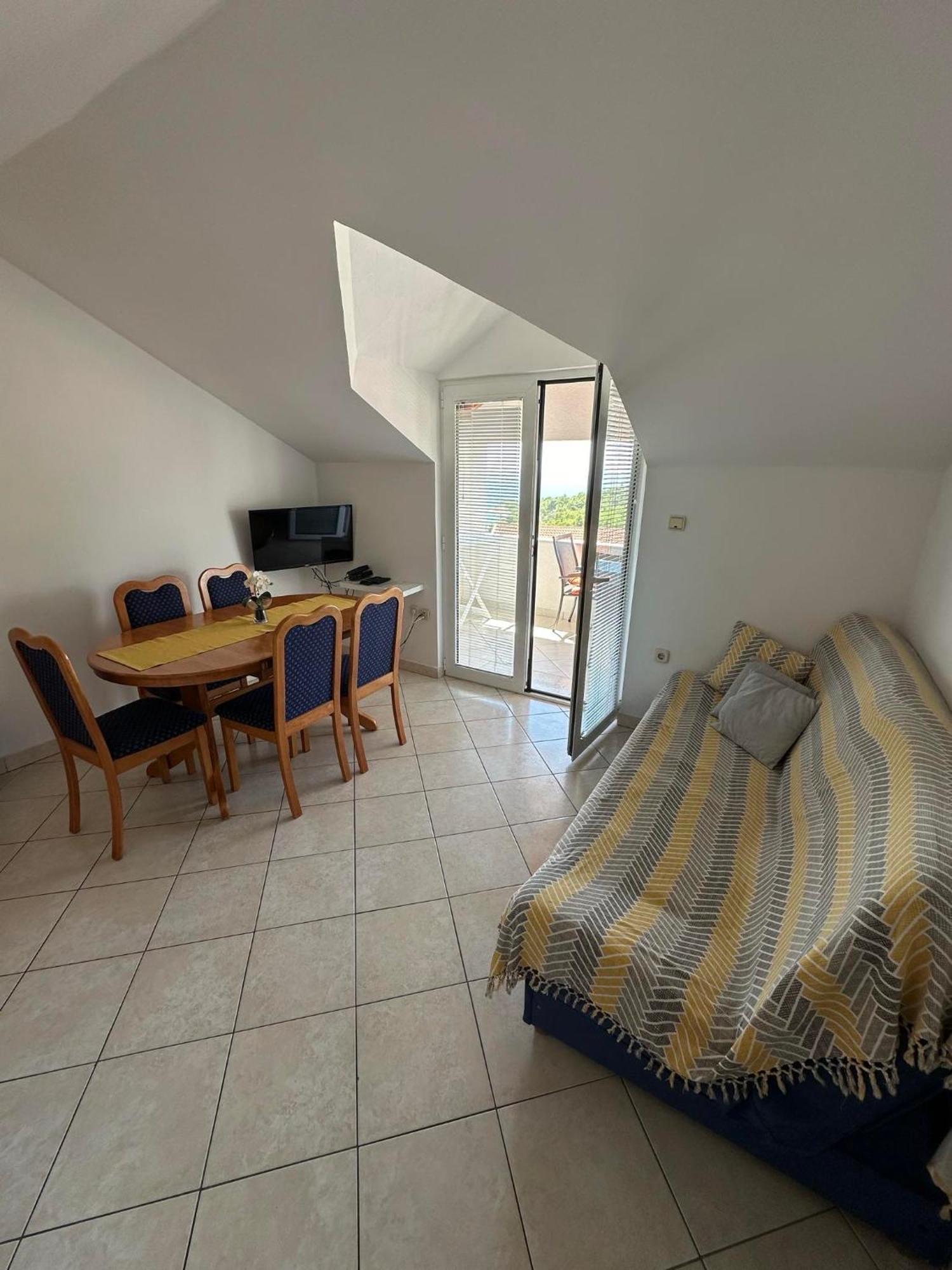 Apartmani Ljubica, Murter Eksteriør bilde